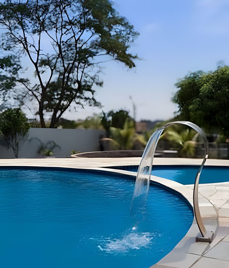 Studio Hebron: Refúgio Entre a Cidade e a Natureza