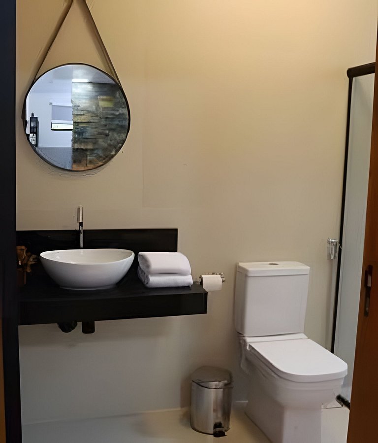 Studio Hebron: Refúgio Entre a Cidade e a Natureza